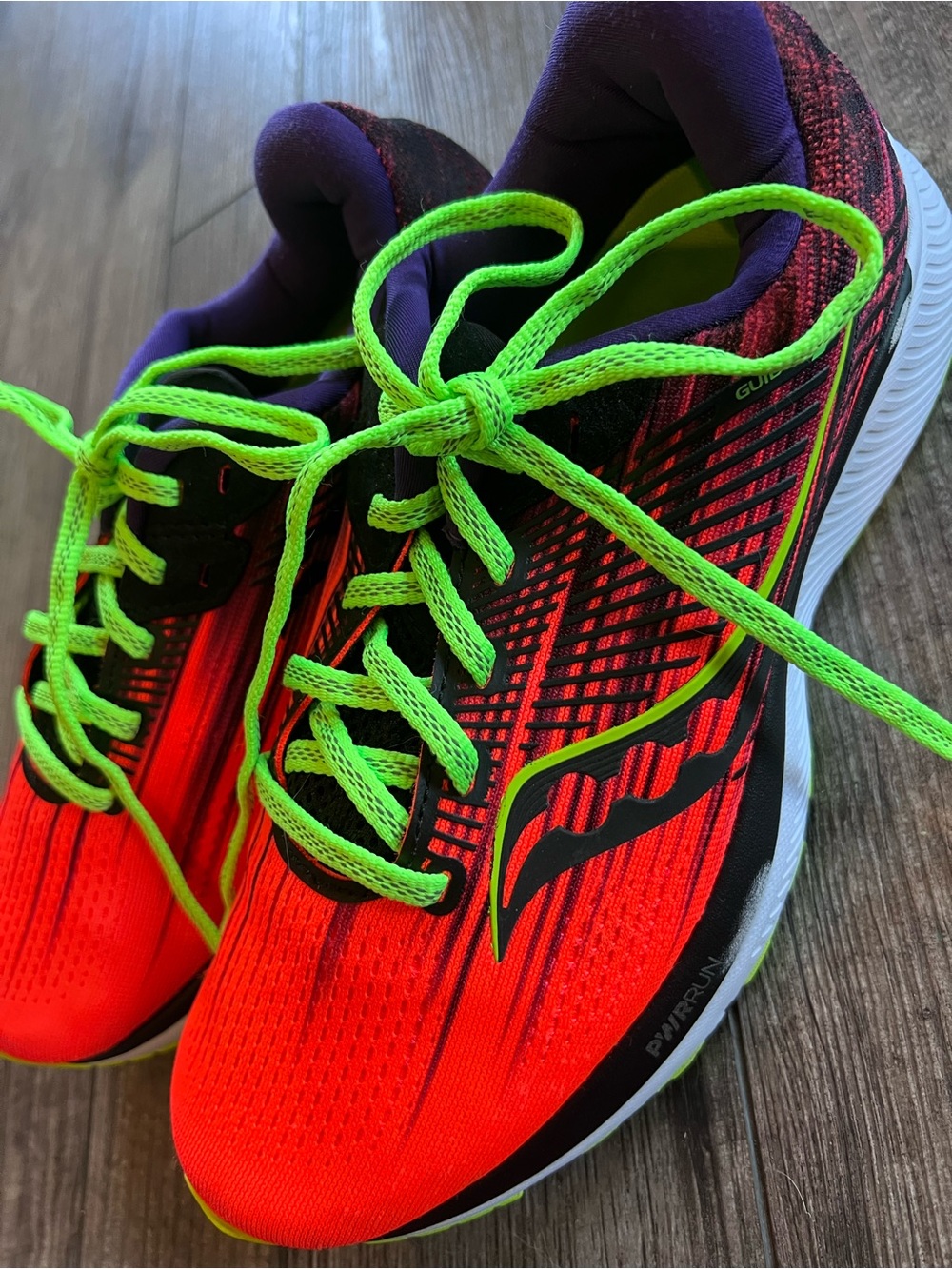Saucony Neon orange Guide14 Running Shoes with Lime Laces